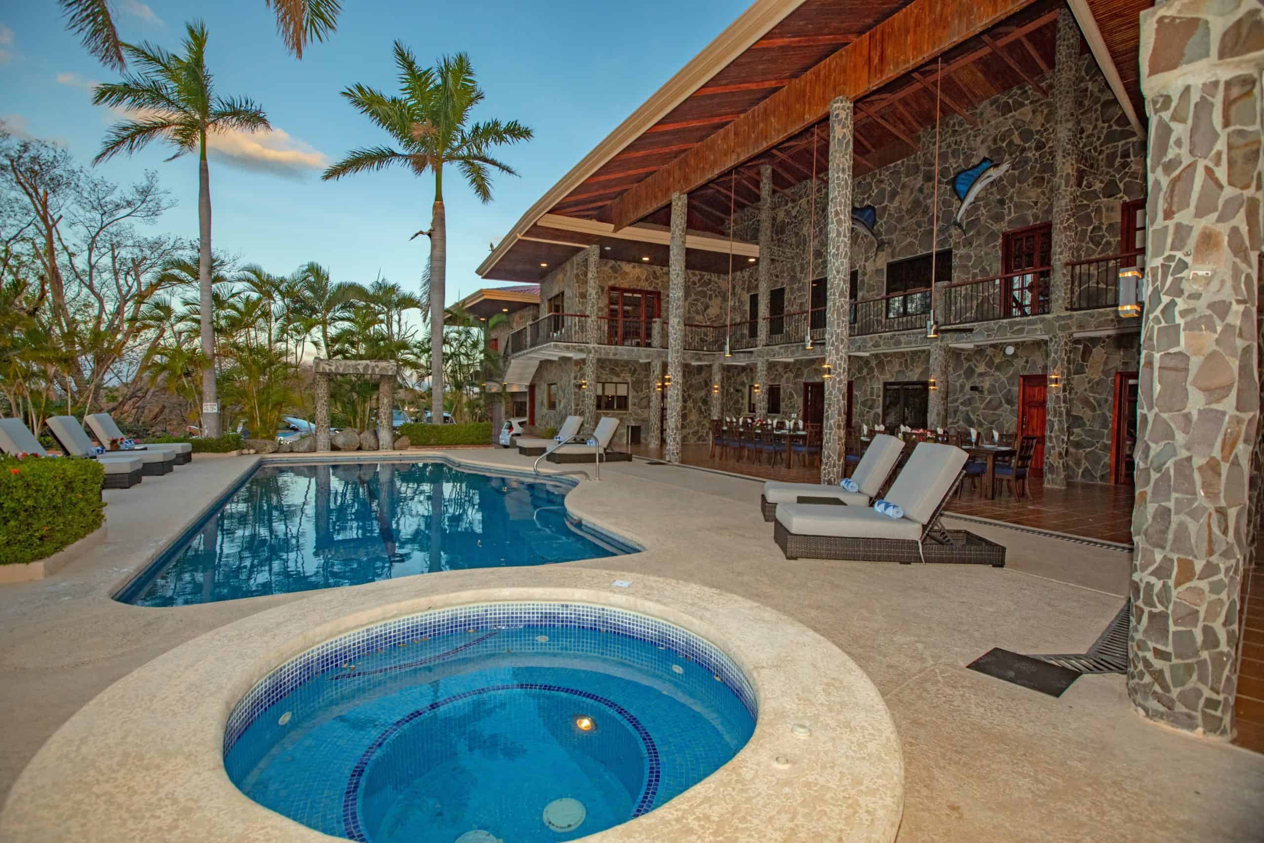 Allinclusive Vacation Rental Homes for Large Groups