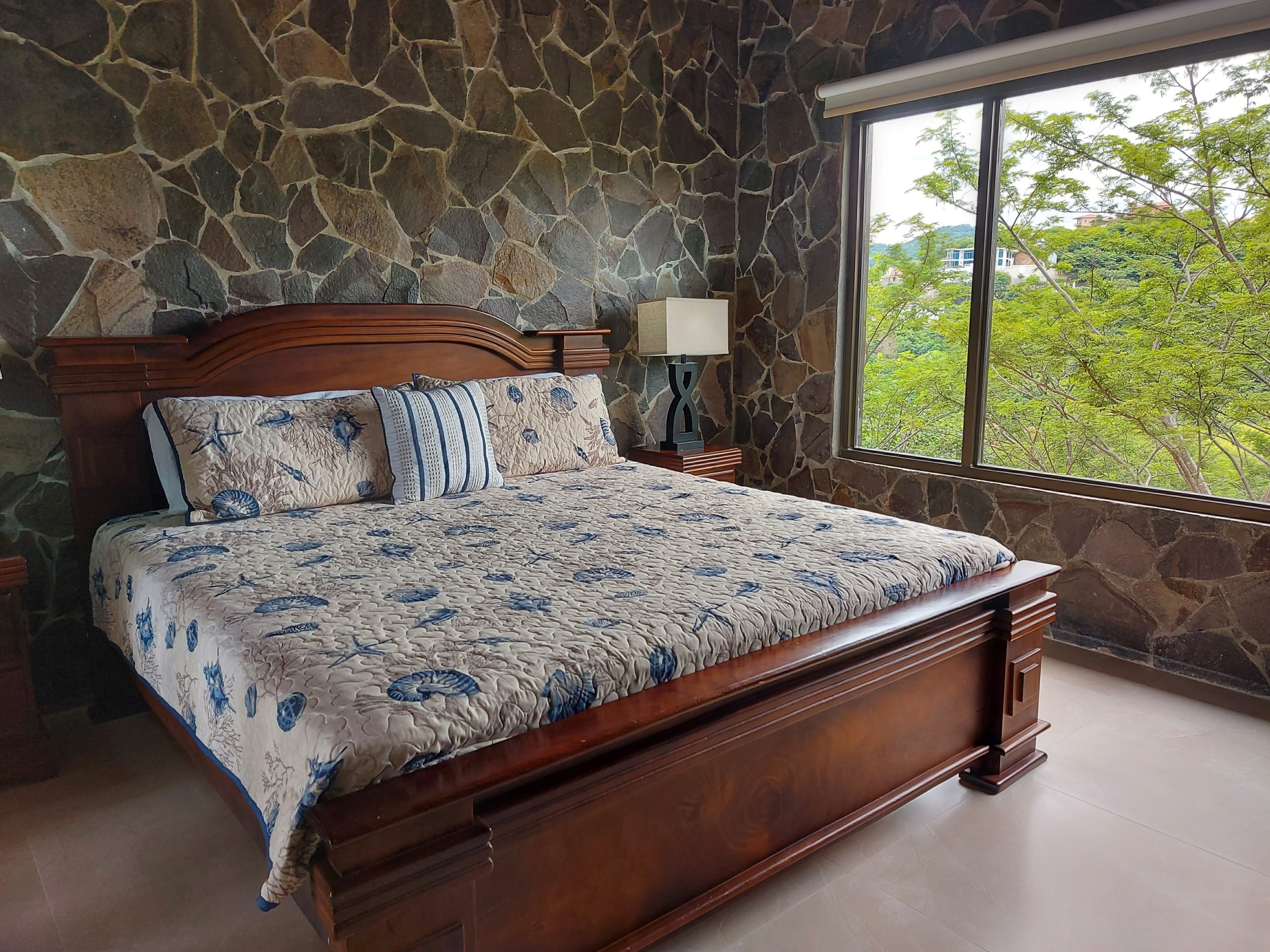 Allinclusive Vacation Rental Homes for Large Groups